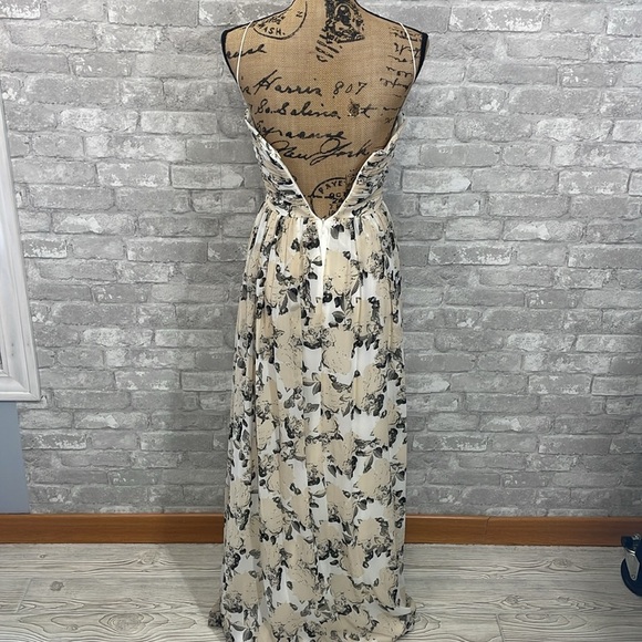 ERIN by Erin Fetherson Isabelle Print Chiffon
Dress - Picture 6 of 9